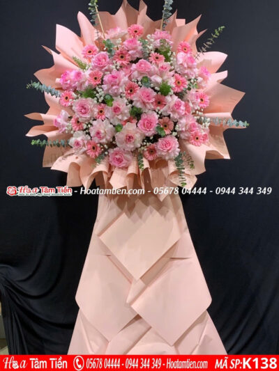 Kệ hoa khai trương cửa hàng Vũng Tàu thanh lịch