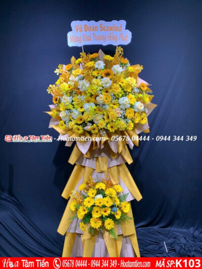 Kệ hoa khai trương phối nơ vàng tươi