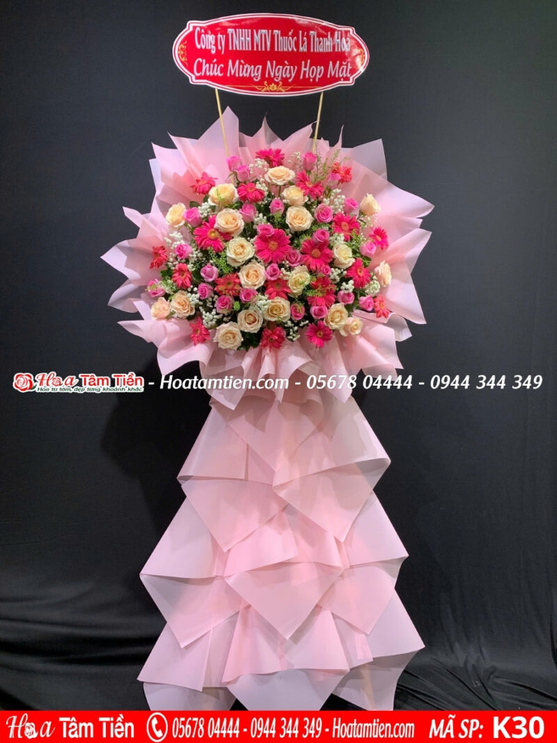 Hoa khai trương sang trọng tại Hoa Tâm Tiền