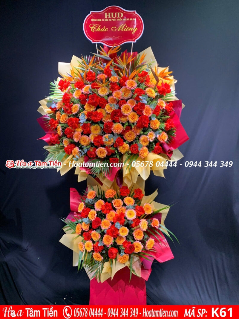 Kệ hoa khai trương shop Hoa Tâm Tiền Vũng Tàu
