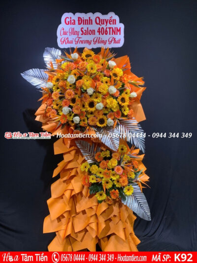 Kệ hoa khai trương tiệm hoa Phường Rạch Dừa