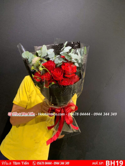 Bó hoa 14/2 lãng mạn tại Shop Hoa Tươi Tâm Tiền