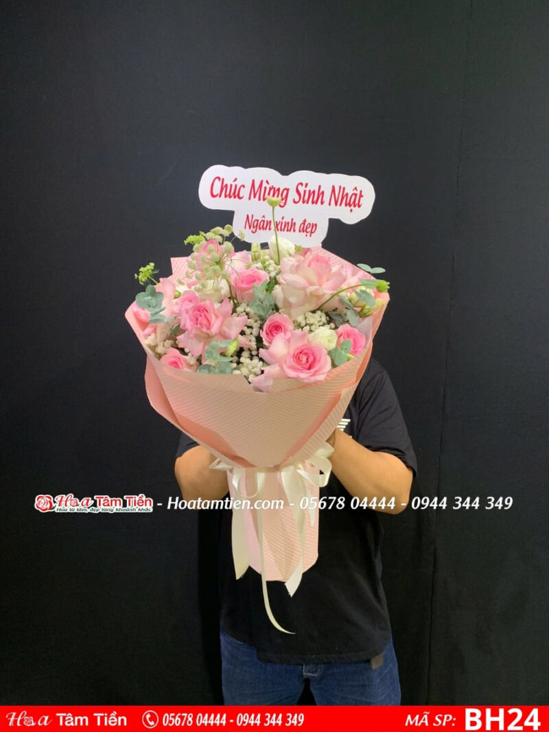Bó hoa 8/3 màu tím lãng mạn tại Shop Hoa Vũng Tàu