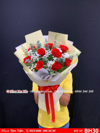 Bó hoa 20/10 sang trọng tại Shop Hoa Tươi Vũng Tàu