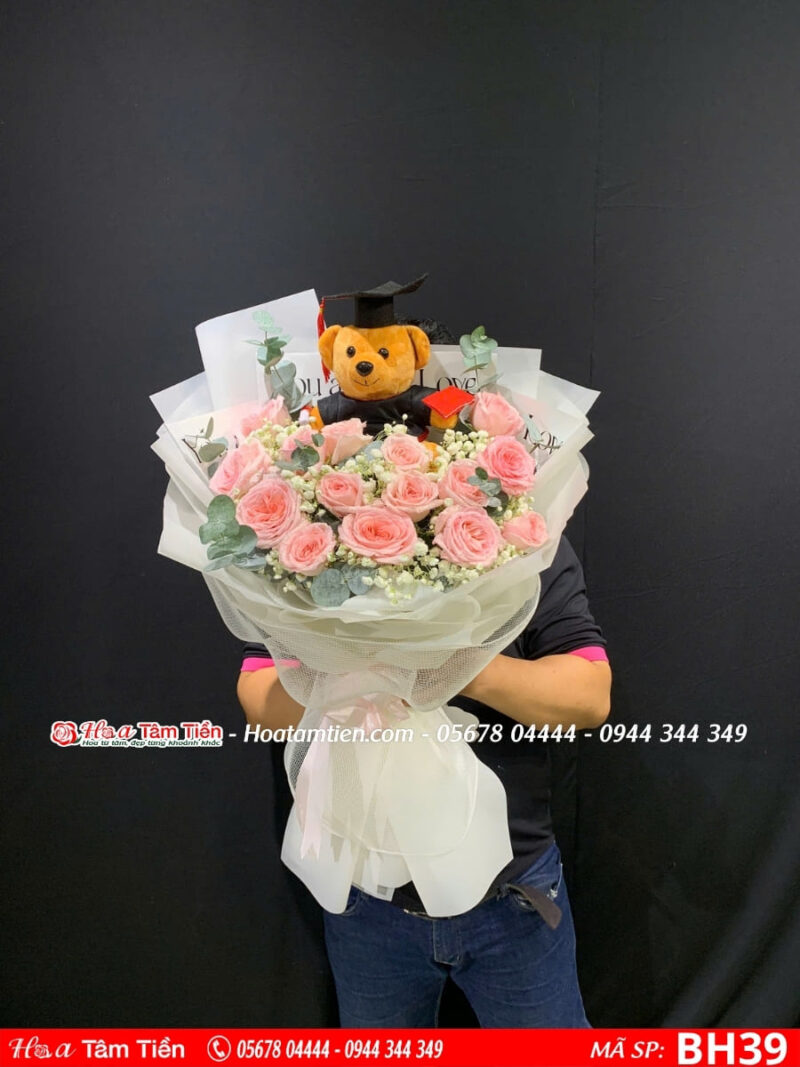 Bó hoa tốt nghiệp tone hồng