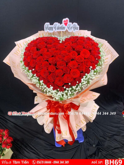 Bó hoa 20/10 trái tim hồng tươi sáng tại Hoa Tâm Tiền