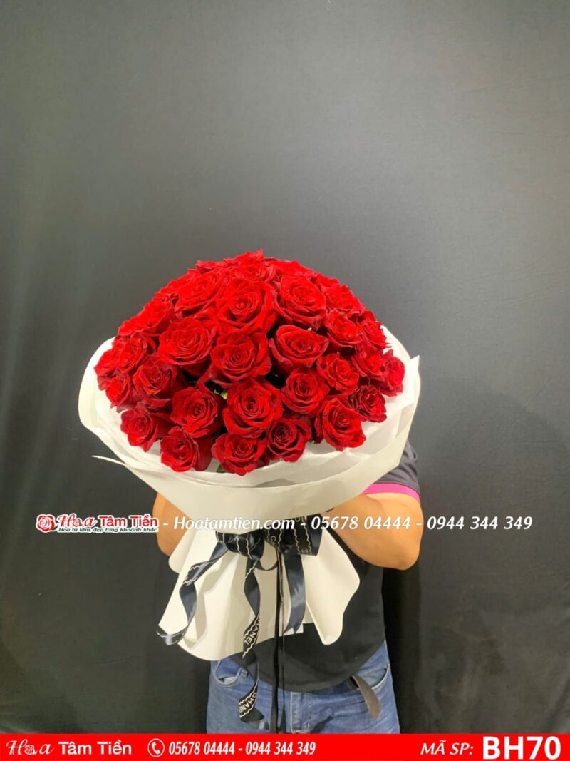 Bó hoa 8/3 phong cách tối giản tại Shop Hoa Tươi Tâm Tiền Vũng Tàu