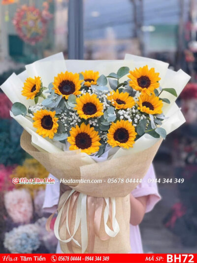 bó hoa tốt nghiệp hướng dương đẹp vũng tàu