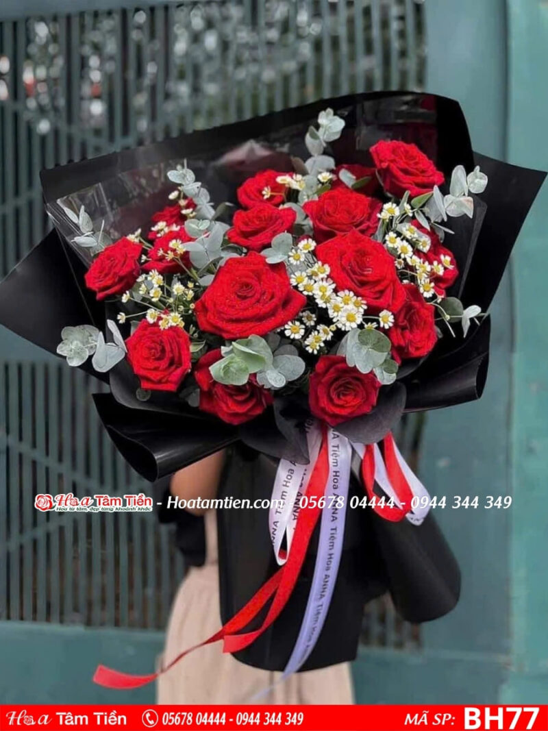 Bó hoa 8/3 kết hợp hoa hồng đỏ
