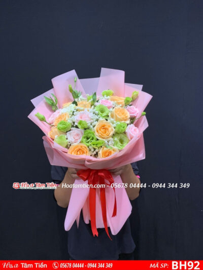 bó hoa hồng mở gà mix cát tường xanh