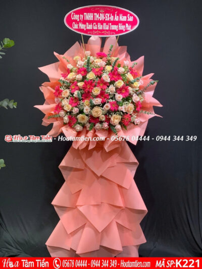 Kệ hoa chúc tổng kết Đất Đỏ – shop hoa tươi Vũng Tàu