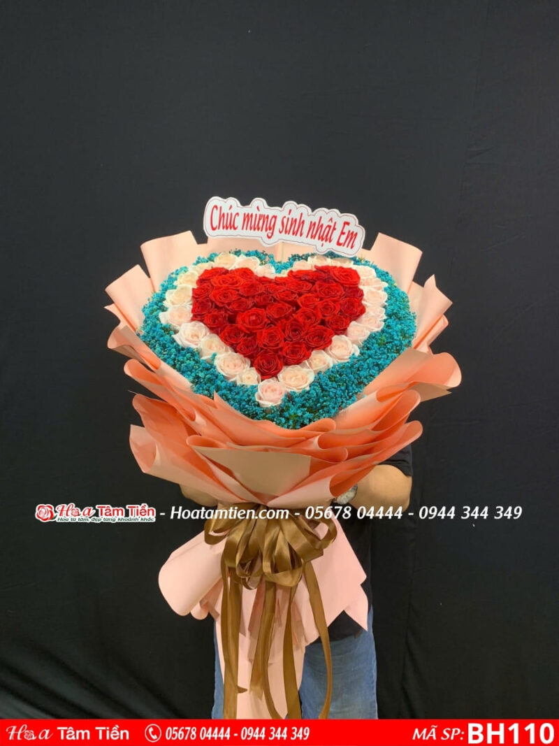 bó hoa trái tim hồng đỏ hồng kem baby xanh tại hoa tâm tiền