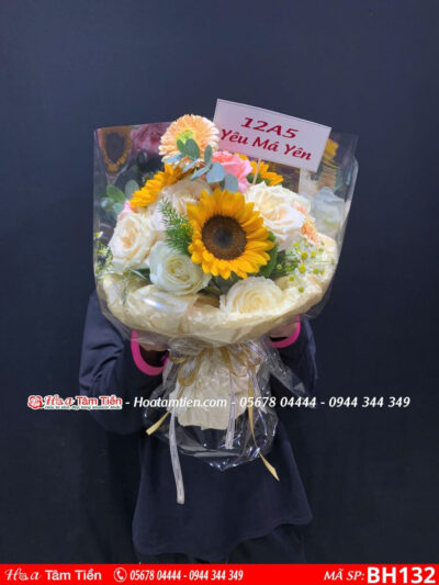 bó hoa giấy nhúng và giấy bóng kính tại hoa tươi vũng tàu
