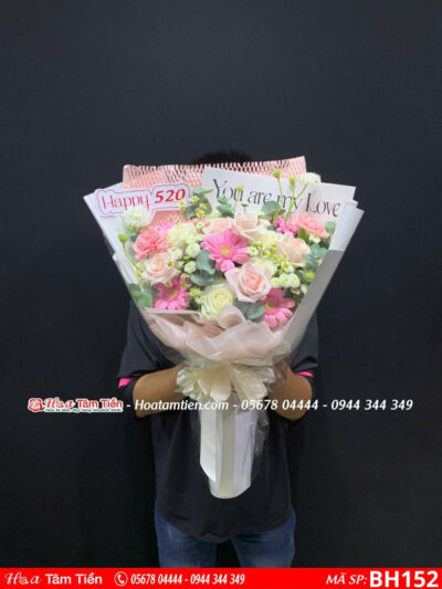 Bó Hoa mix nhiều loại hoa tone trắng hồng tại shop hoa tươi vũng tàu
