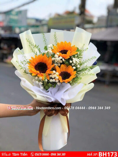 bó hoa 3 bông hướng duong gói giấy vàng kem