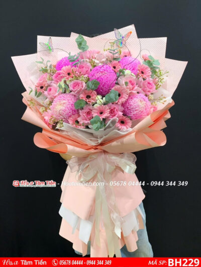 bó hoa mix nhiều loại hoa tone hồng khổng lồ