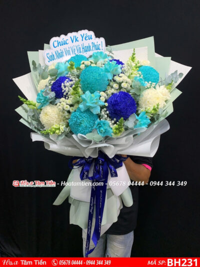 bó hoa tone xanh dương bó size to