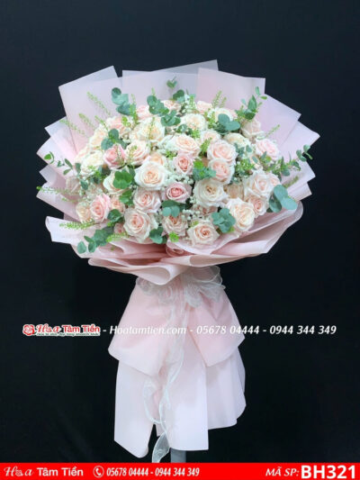 Bó hoa hồng pastel mix baby trắng và lá bạc gói giấy hồng kem khổng lồ