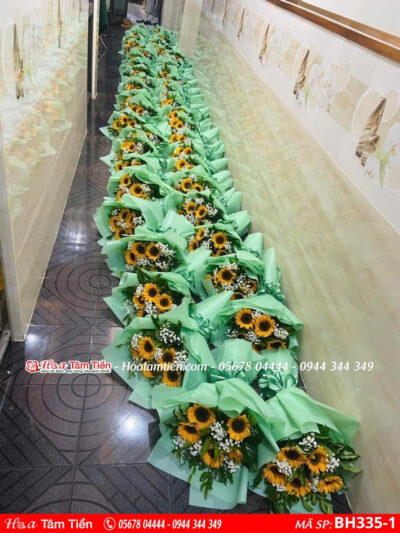Hoa Tâm Tiền