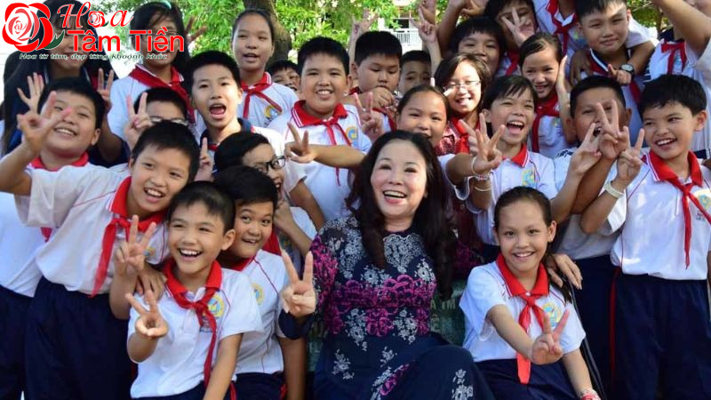 Hoa Tâm Tiền Hoạt động tổ chức tại trường học