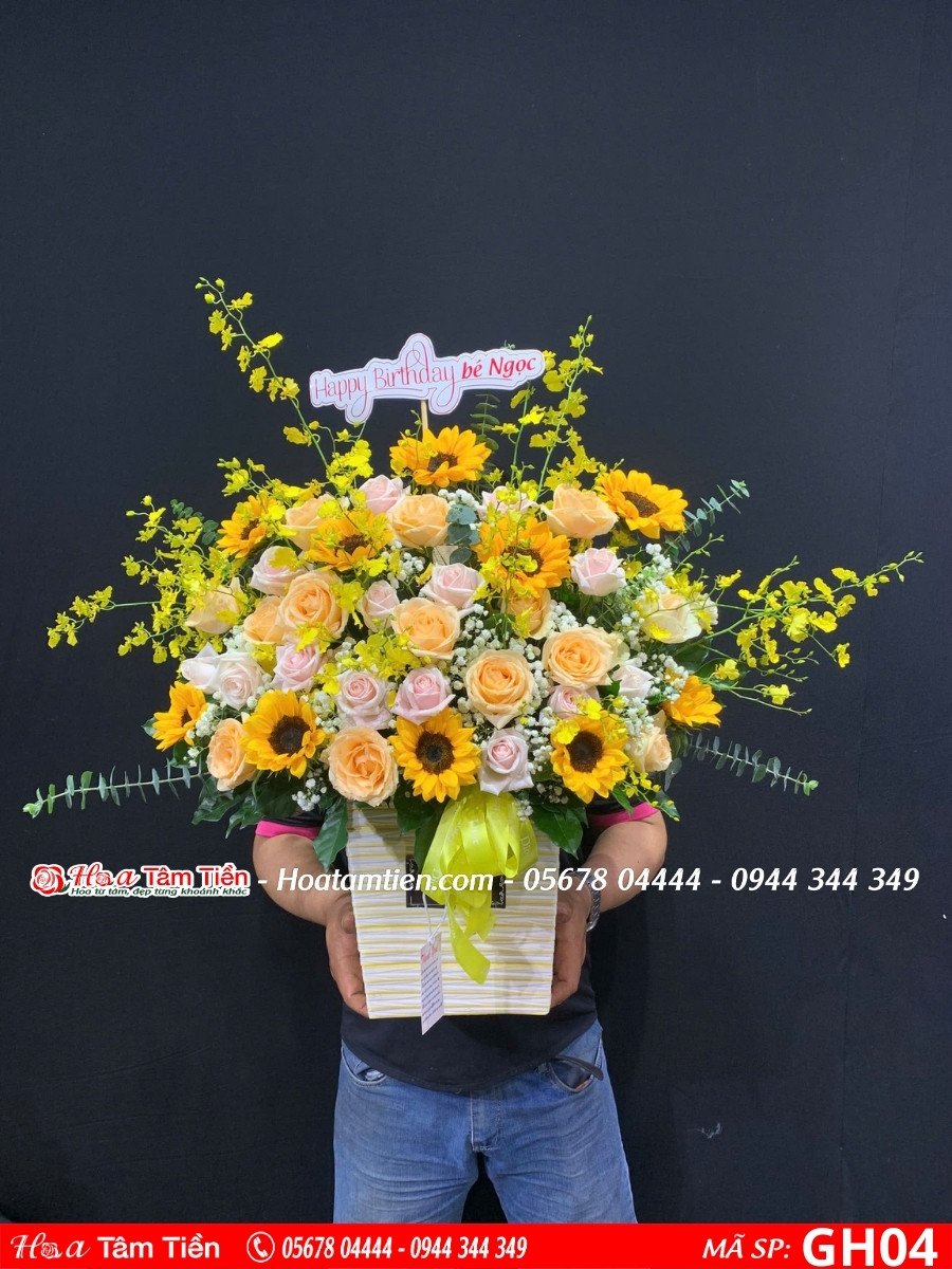 Giỏ hoa khai trương Hoa Tâm Tiền Vũng Tàu phường 5