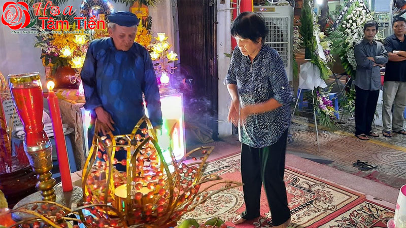 Hoa Tâm Tiền Hoa Tâm Tiền