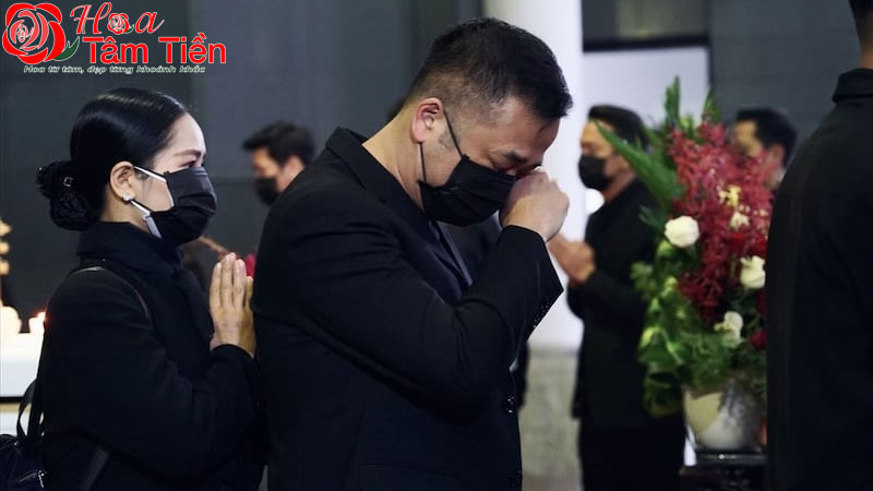 Hoa Tâm Tiền Nên đi viếng đám ma khi nào? Cách đi viếng đám ma đúng chuẩn nhất