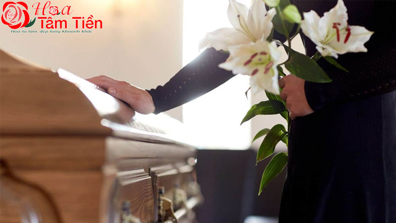 Hoa Tâm Tiền Nên đi viếng đám ma khi nào? Cách đi viếng đám ma đúng chuẩn nhất