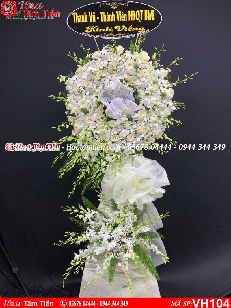 10 mẫu vòng hoa viếng người chết trẻ phù hợp và ý nghĩa nhất