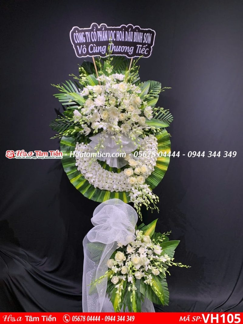 Hoa chia buồn trang nhã của Hoa Tâm Tiền giao Long Sơn Vũng Tàu