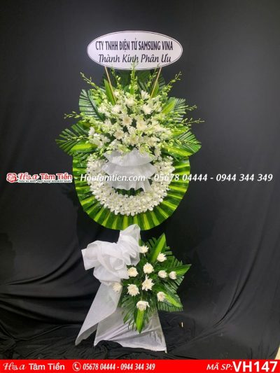 Vòng hoa viếng mẫu trắng phường 11 – shop hoa Vũng Tàu