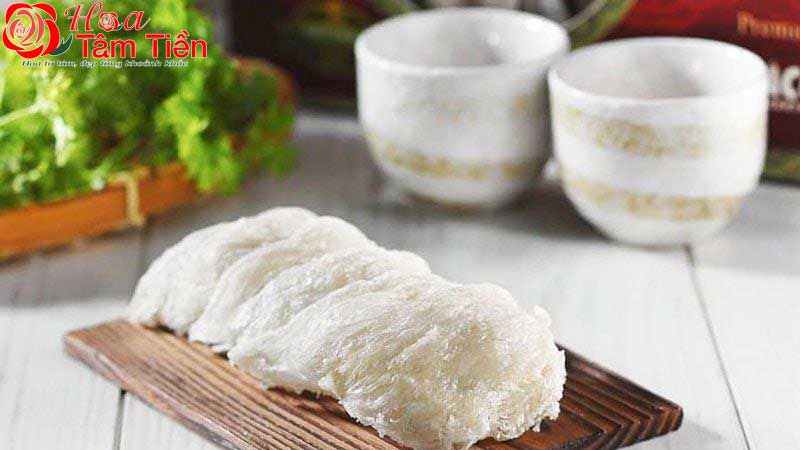 Tặng gì cho mẹ chồng ngày 8/3? Gợi ý những lựa chọn phù hợp nhất
