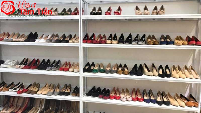Những gợi ý quà tặng tinh tế dành cho mẹ người yêu/ mẹ vợ ngày 8/3