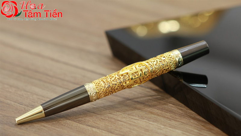 Cẩm nang chọn quà 8/3 theo đối tượng và ngân sách phù hợp nhất