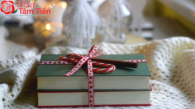 Gợi ý 25+ quà tặng 8/3 cho bạn thân và đồng nghiệp phù hợp nhất