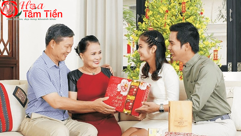 Hoa Tâm Tiền