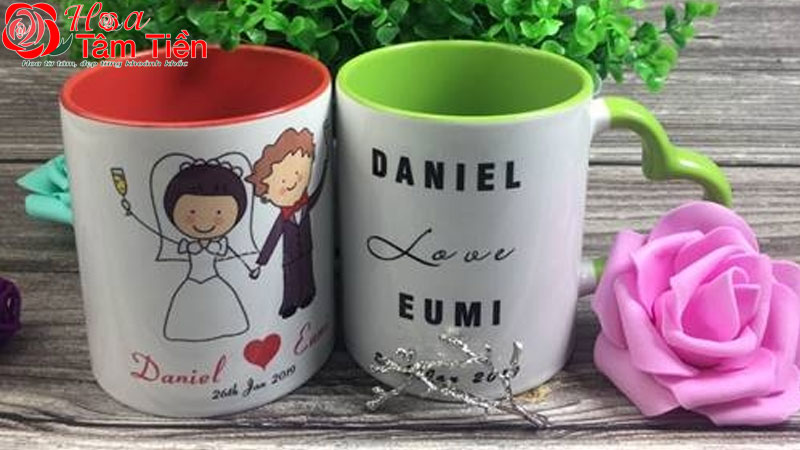 8/3 tặng gì cho bạn gái? X+ món quà tặng ý nghĩa và lãng mạn nhất