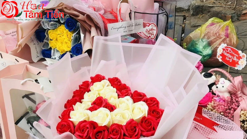 "Đốn tim" crush bằng những món quà tặng 8/3 cho người yêu độc đáo