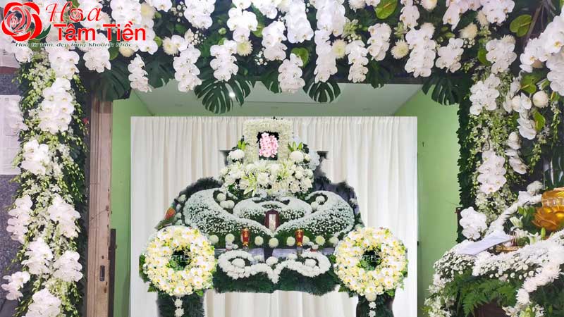 Gợi ý 10+ mẫu hoa trang trí đám tang đẹp và ý nghĩa