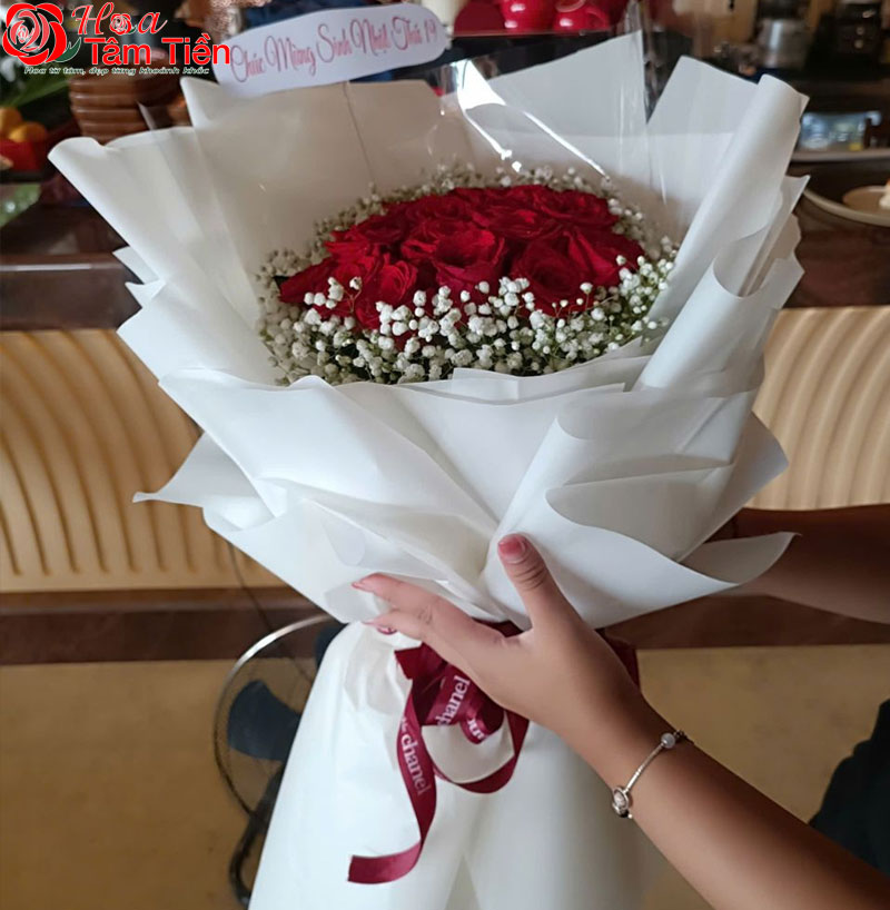 Điện hoa là gì? Ưu nhược điểm của dịch vụ điện hoa