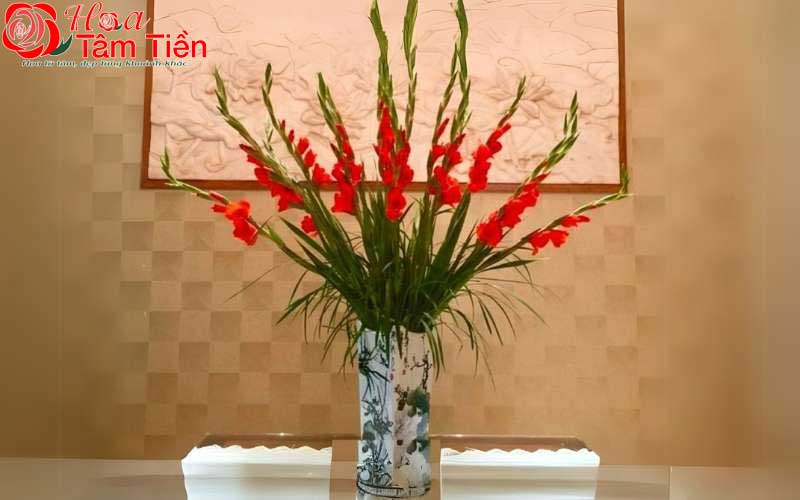 Hoa huệ cắm bàn thờ.