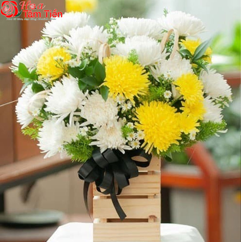 Chọn hoa theo độ tuổi người quá cố.
