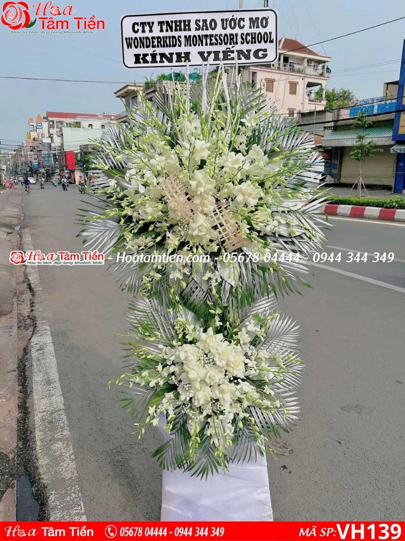 Lẵng hoa huệ – ly – hồng trắng
