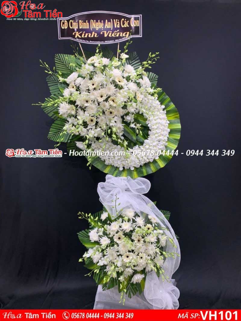 Vòng hoa lan trắng cao cấp.