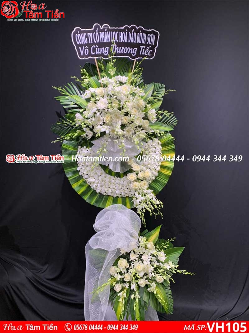 Vòng hoa lan trắng cao cấp.
