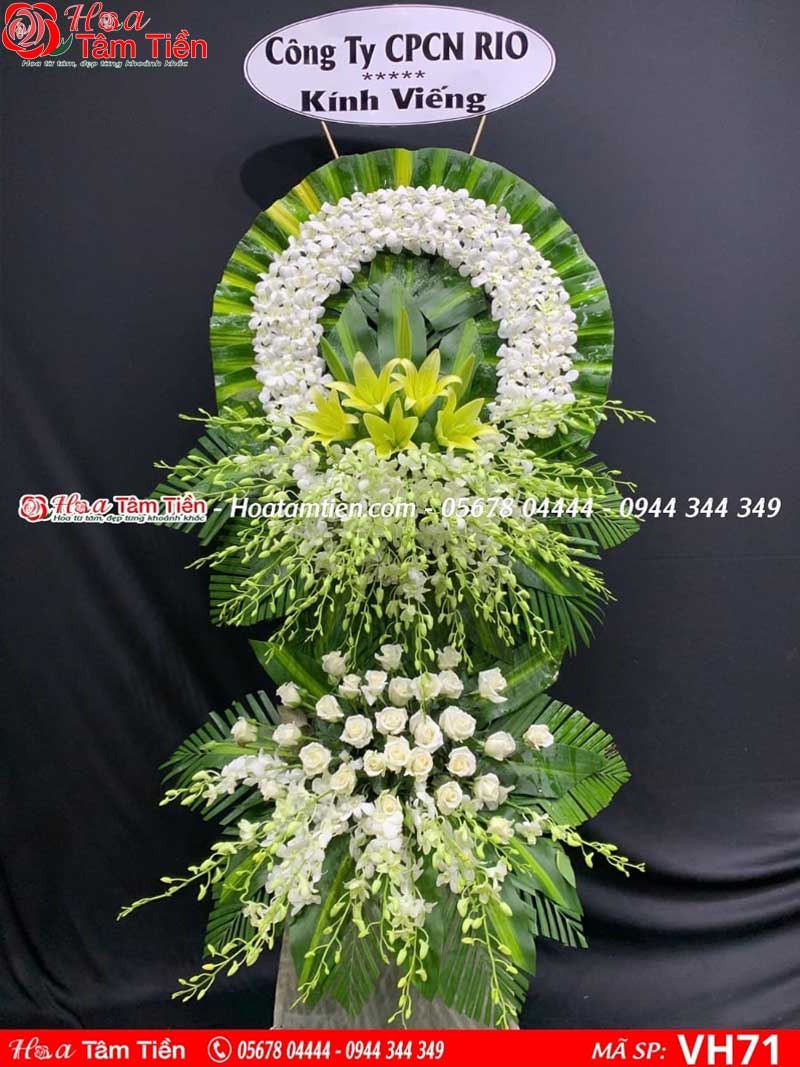 Hoa Tâm Tiền Hoa phúng điếu đám tang.