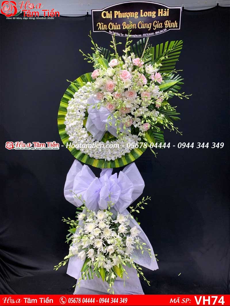 Hoa Tâm Tiền Hoa phúng điếu đám tang.