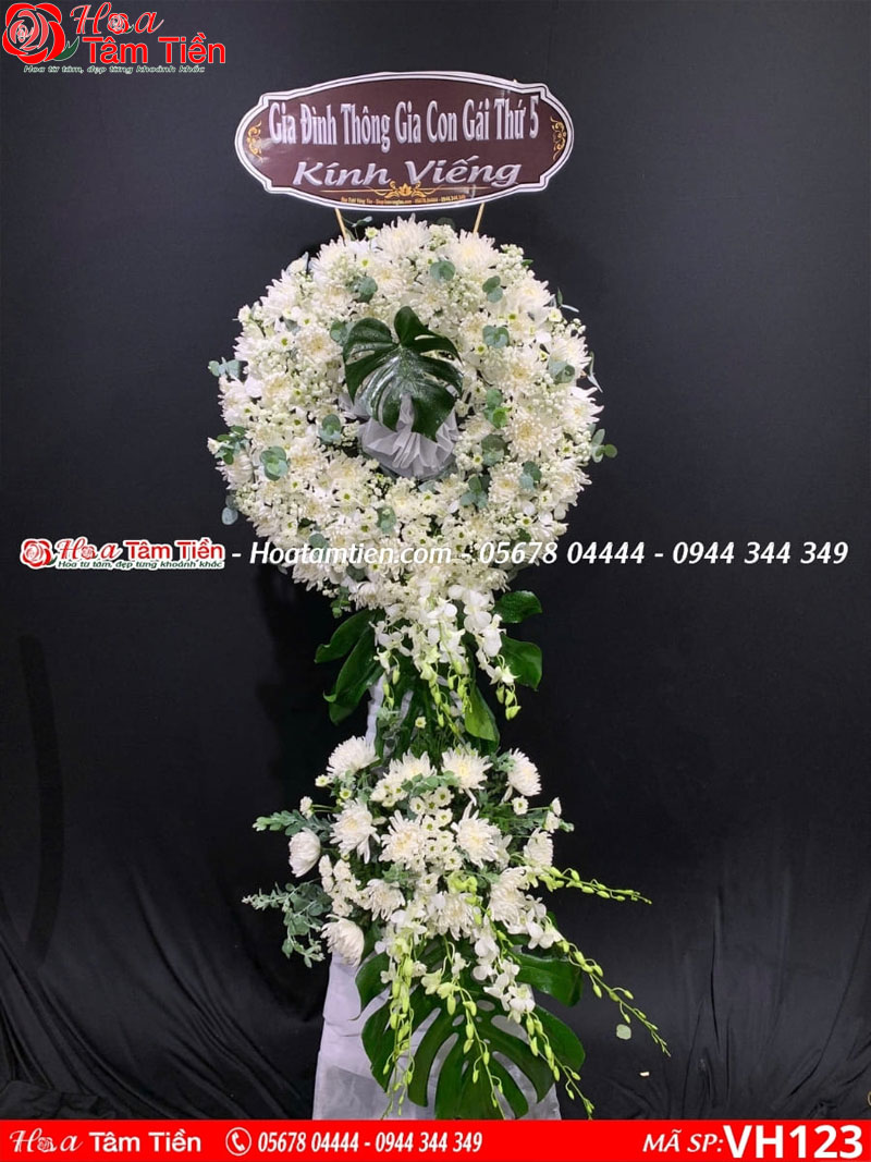Lẵng hoa tang lễ 2 tầng sang trọng, uy nghi