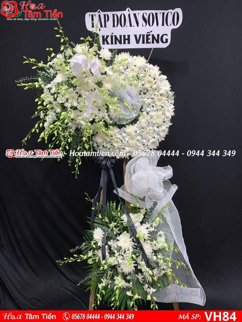 Chọn lẵng hoa theo tín ngưỡng của người đã khuất.