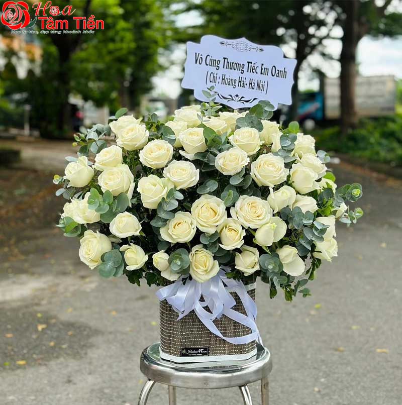 Hoa Tâm Tiền Mẫu lẵng hoa đám tang.